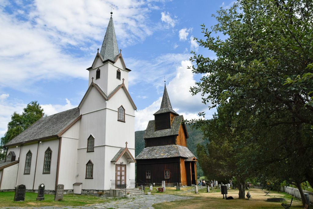 les deux églises de Torpo