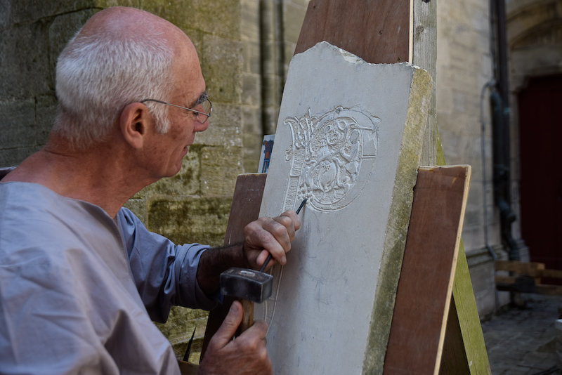Le sculpteur Alain Mainhagu