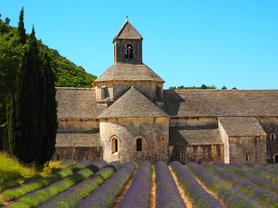 L'église de l'abbaye Notre-Dame de Sénanque.