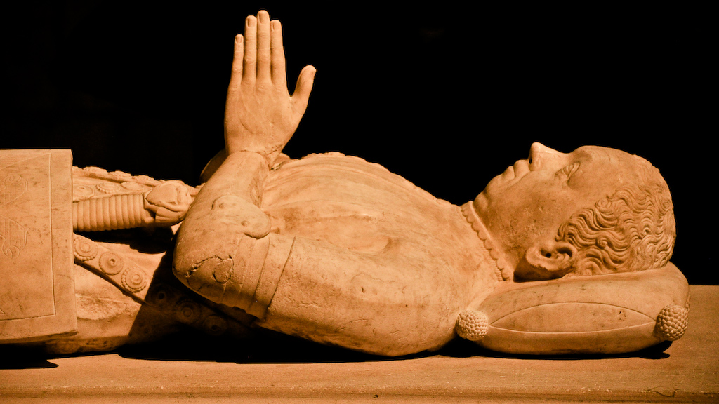 Gisant de Bertrand du Guesclin