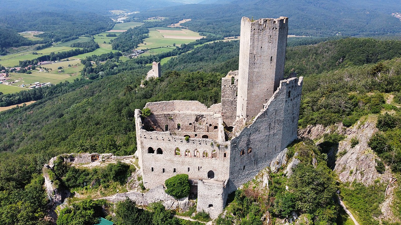 Châteaux forts insolites en France