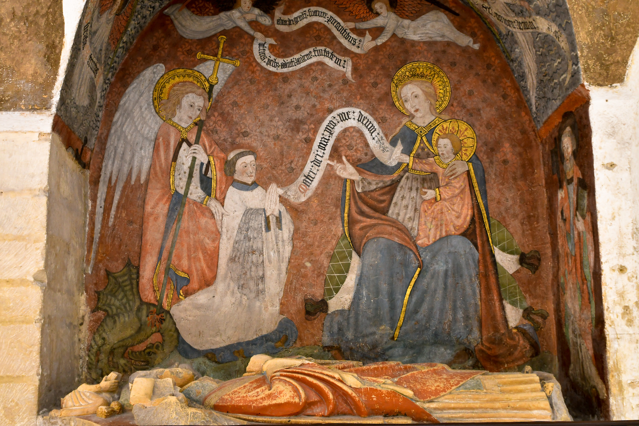 Les chanoines, les oubliés des cathédrales